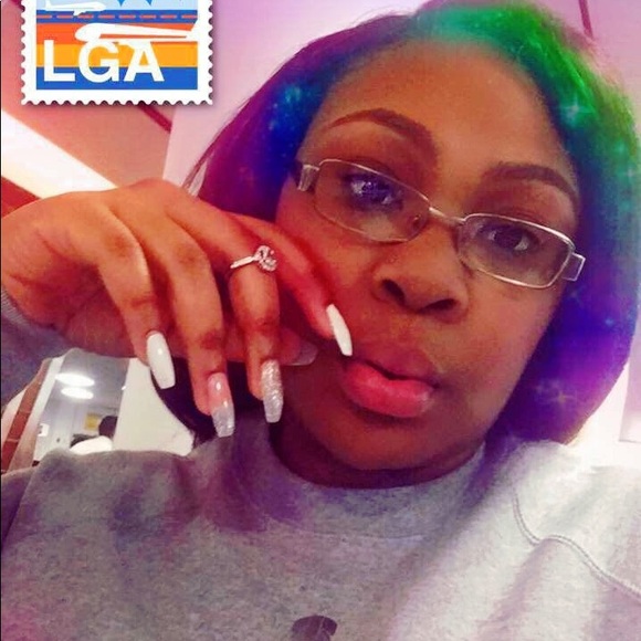 Meet your Posher, Kay - Picture 7 of 7